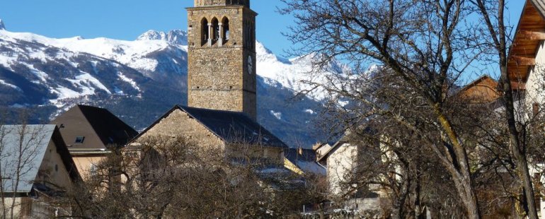 Faucon de Barcelonnette église