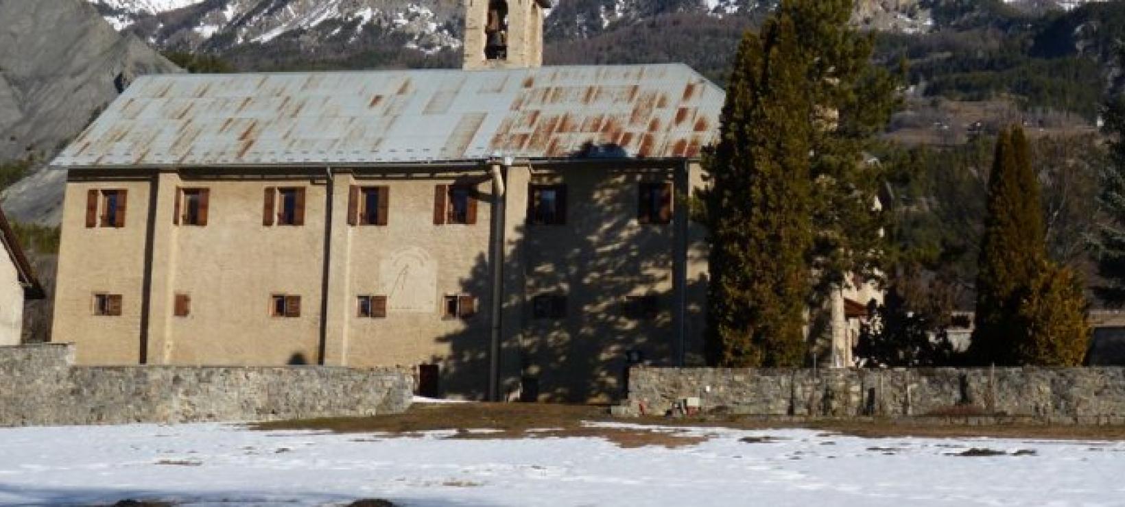 Faucon de Barcelonnette église