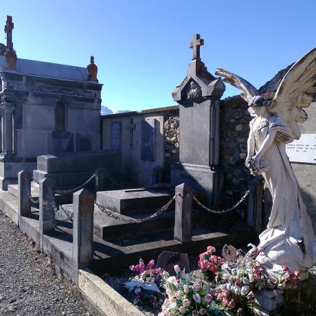 Cimetière de FAUCON