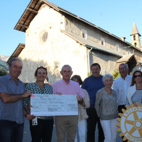 Le rotary soutient la rénovation de l'église 