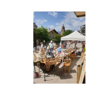 vide grenier 08.2024 vide grenier 08.2024